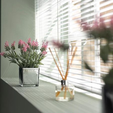 Lovely Brighton Apartments Moments Away From Royal Pavilion ภายนอก รูปภาพ