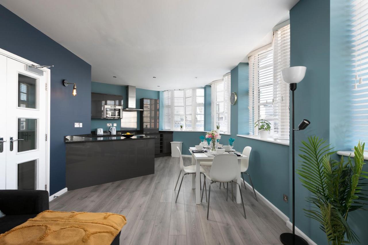 Lovely Brighton Apartments Moments Away From Royal Pavilion ภายนอก รูปภาพ