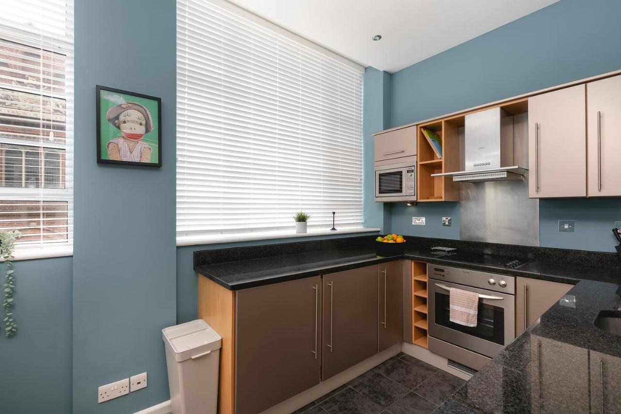Lovely Brighton Apartments Moments Away From Royal Pavilion ภายนอก รูปภาพ